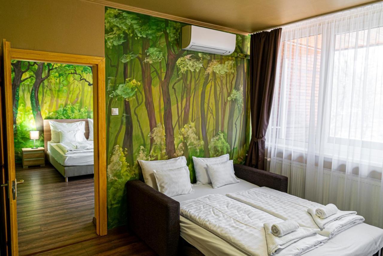 Ozoon Hotel Nyíregyháza エクステリア 写真