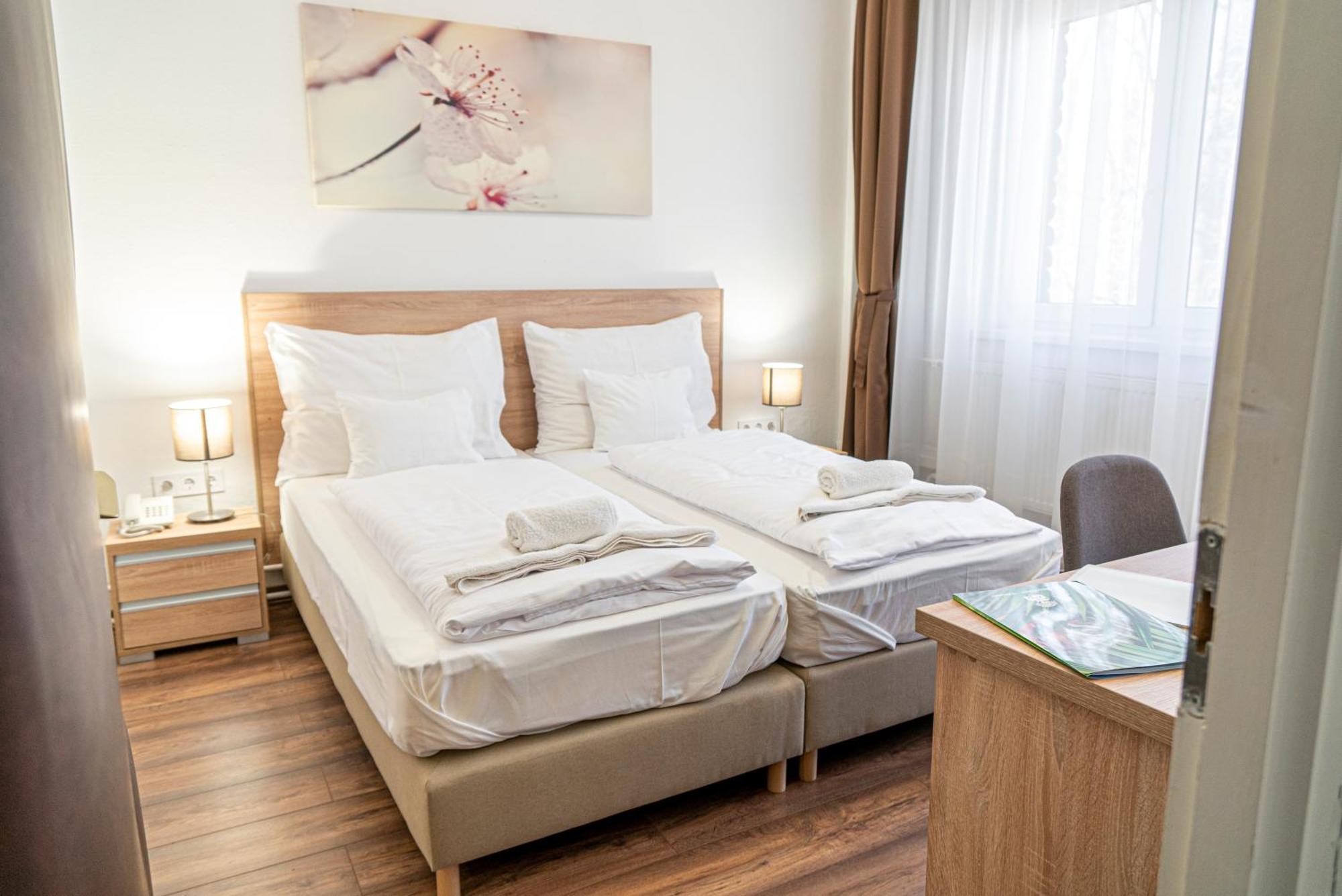 Ozoon Hotel Nyíregyháza エクステリア 写真