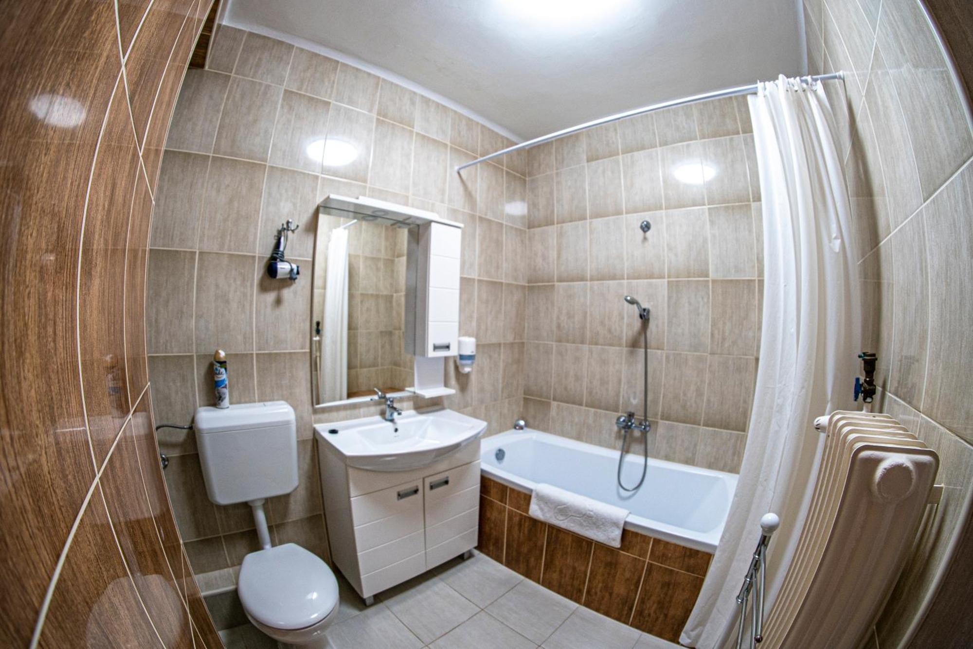 Ozoon Hotel Nyíregyháza エクステリア 写真